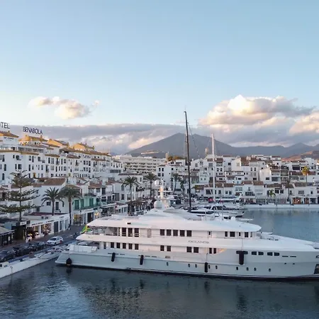 Vacation In The Location, With Terrace And Pool In Center Appartamento Marbella